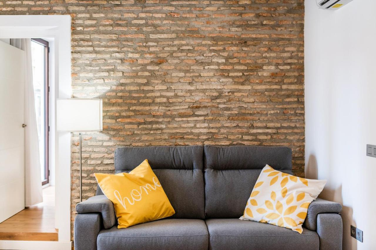 Wekey Homes Granada, Mesones Central Suites ภายนอก รูปภาพ