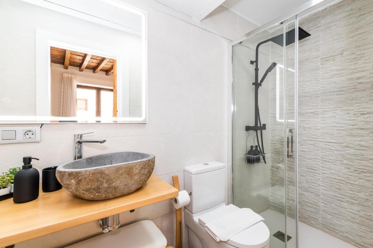 Wekey Homes Granada, Mesones Central Suites ภายนอก รูปภาพ