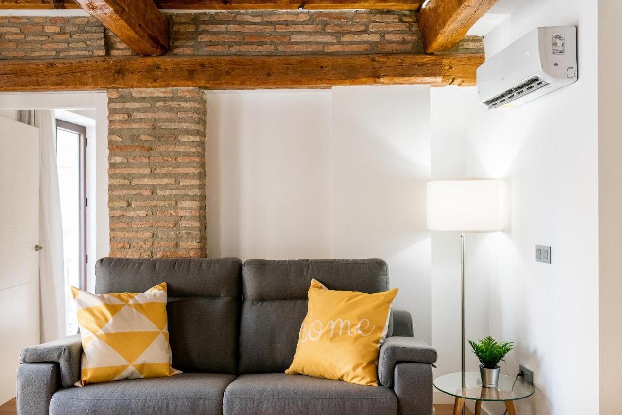 Wekey Homes Granada, Mesones Central Suites ภายนอก รูปภาพ