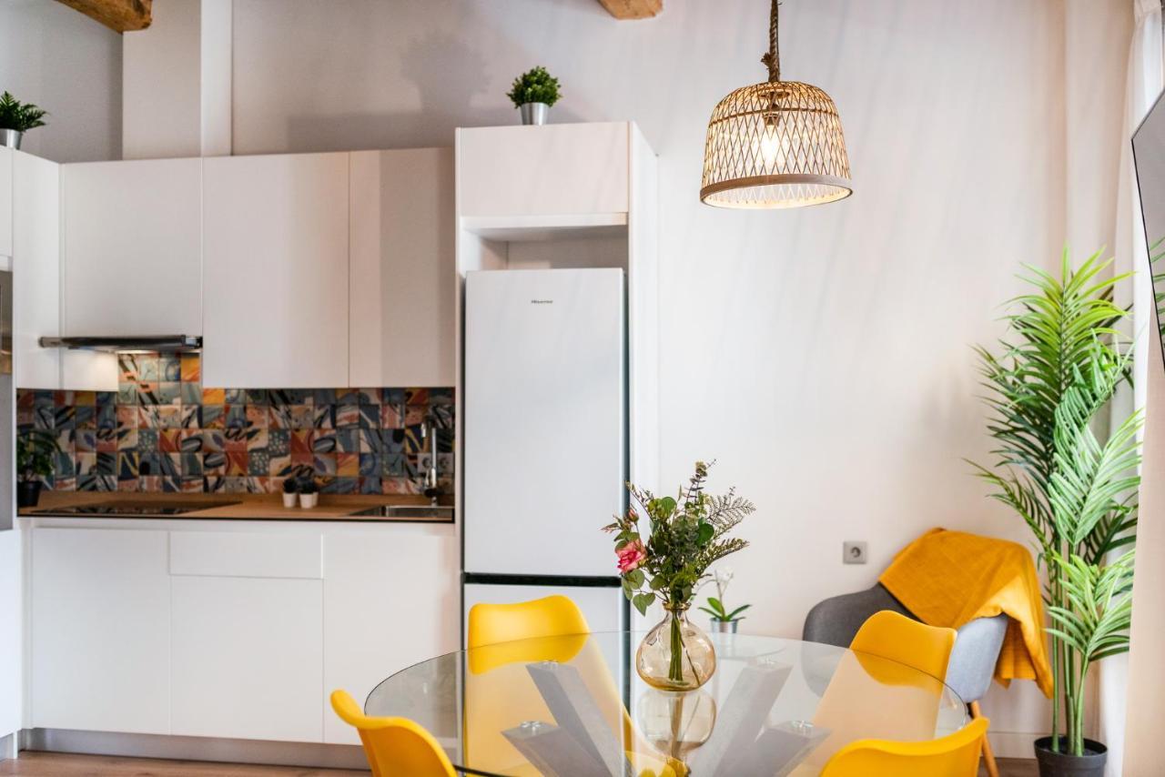 Wekey Homes Granada, Mesones Central Suites ภายนอก รูปภาพ