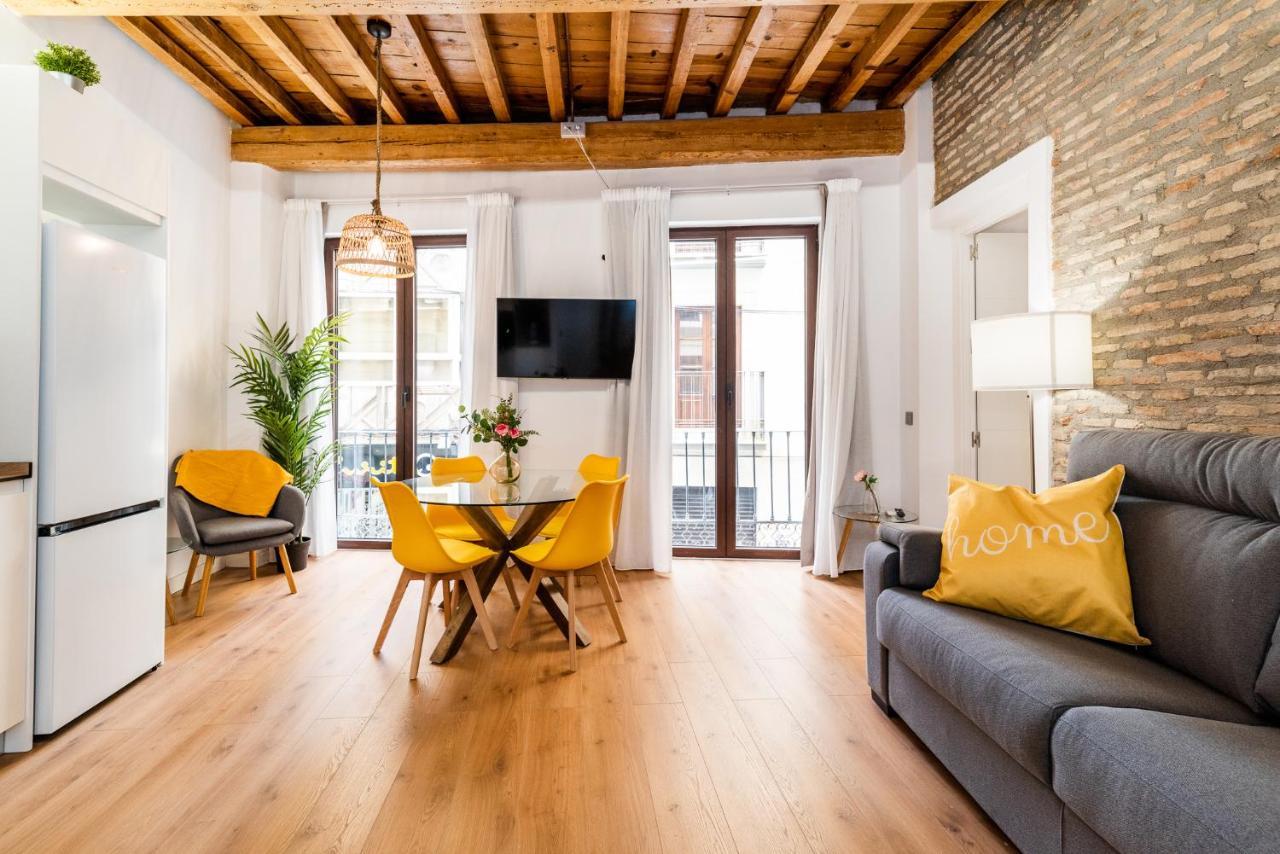 Wekey Homes Granada, Mesones Central Suites ภายนอก รูปภาพ