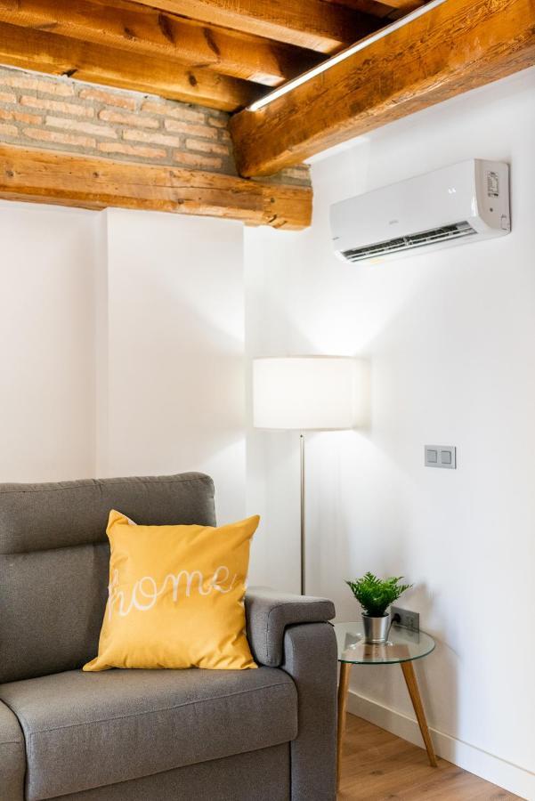 Wekey Homes Granada, Mesones Central Suites ภายนอก รูปภาพ