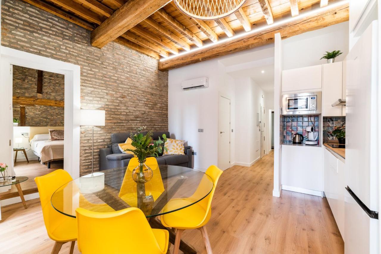 Wekey Homes Granada, Mesones Central Suites ภายนอก รูปภาพ